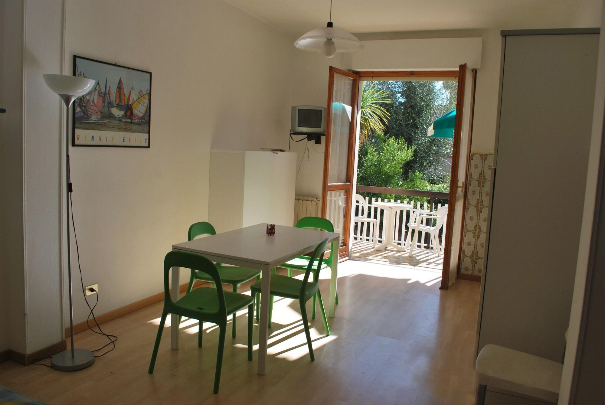 Residence Orchidea Diano Marina Bagian luar foto